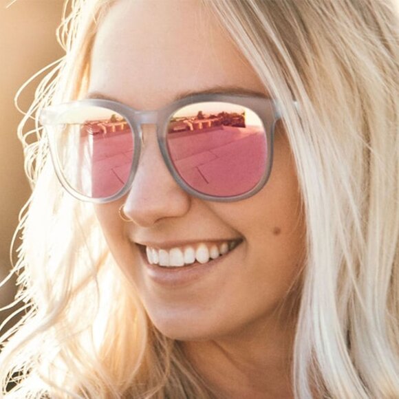 Blenders Pacific Grace Polarized Sunglasses 100% UV Protection - Picture 1 of 11